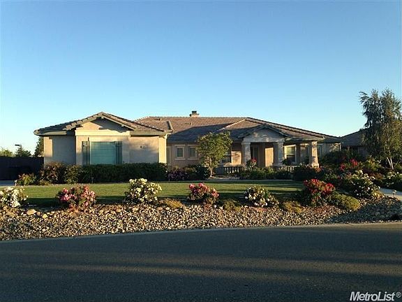 2nd image of 10241 Wildhawk Dr