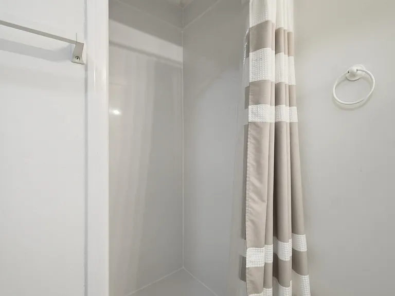 341 Shamrock Rd — Photo 8