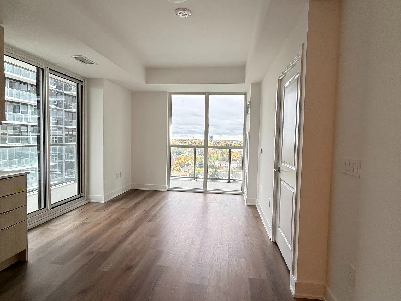 2 bed, $2,450 — Photo 4