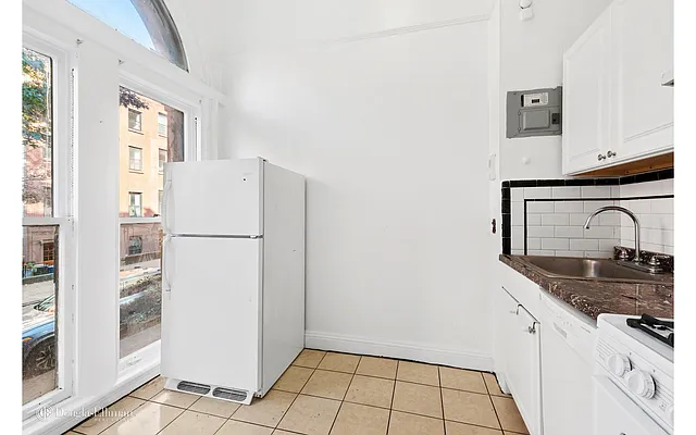 Rented by Douglas Elliman | media 12