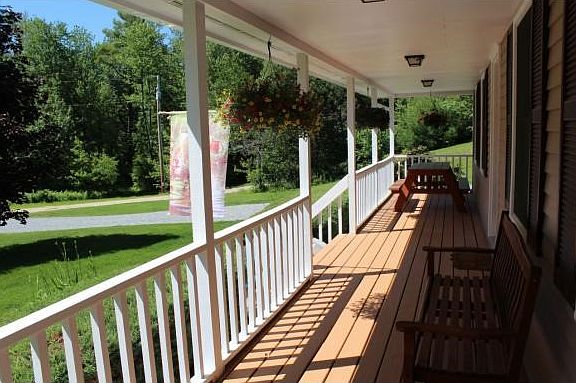 Dine relax rock enjoy