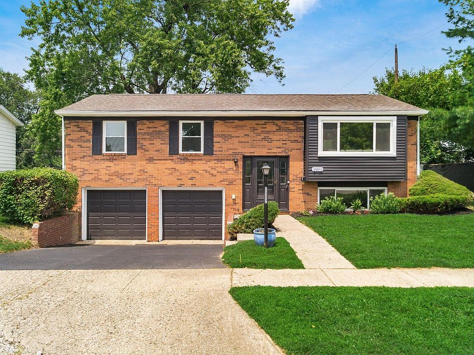 1st image of 2902 Manola Dr