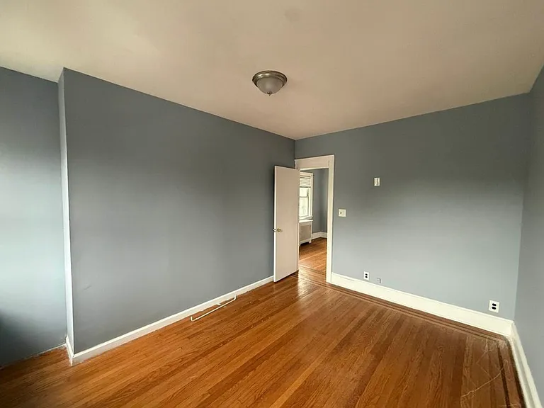 Forest Ave — Photo 3