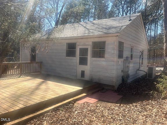 5th image of 2916 Bivins Rd
