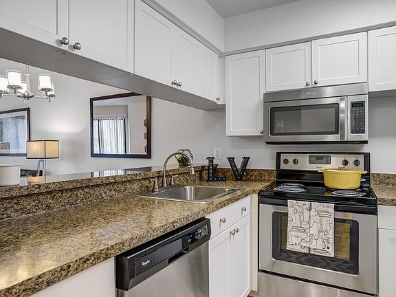 2nd image of 36200 Dequindre Rd #125