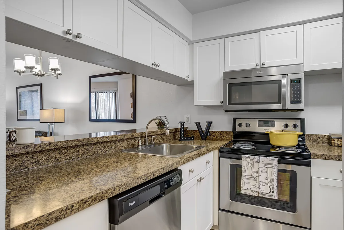 Building Photo - Laurel Valley Apartments