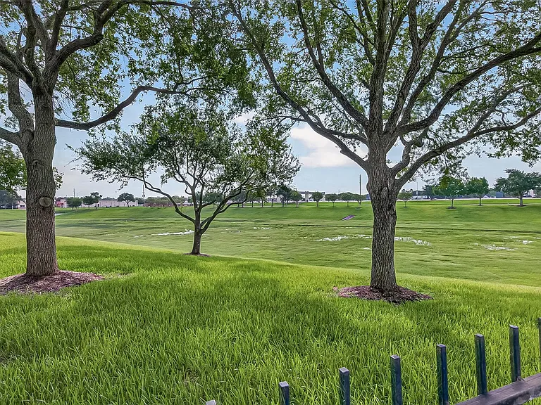 5535 Gable Meadows Dr — Photo 45