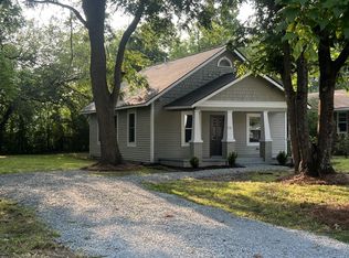 718 Pender St S, Wilson, NC 27893