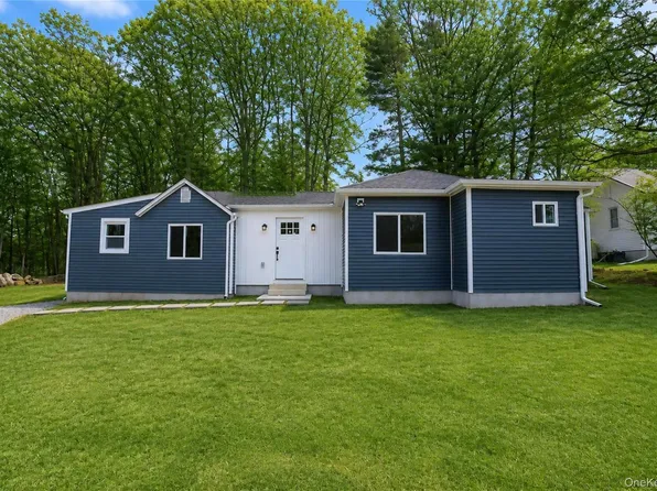 13 Brook Trail W, Wurtsboro, NY 12790