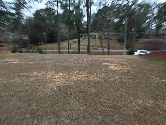 3rd image of 305 E Park Dr