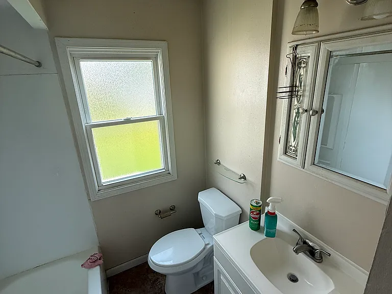 8005 Wainstead Dr — Photo 7
