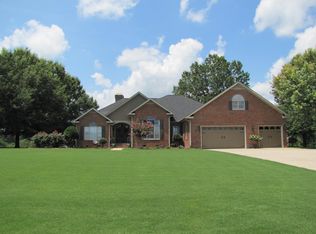 205 Fairway Lakes Rd, Greenwood, SC 29649