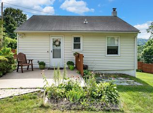 4 Echo Rd, Kent Lakes, NY 10512