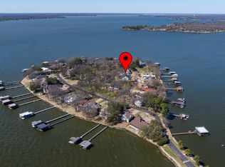 649 Enchanted Isles Dr, Mabank, TX 75156