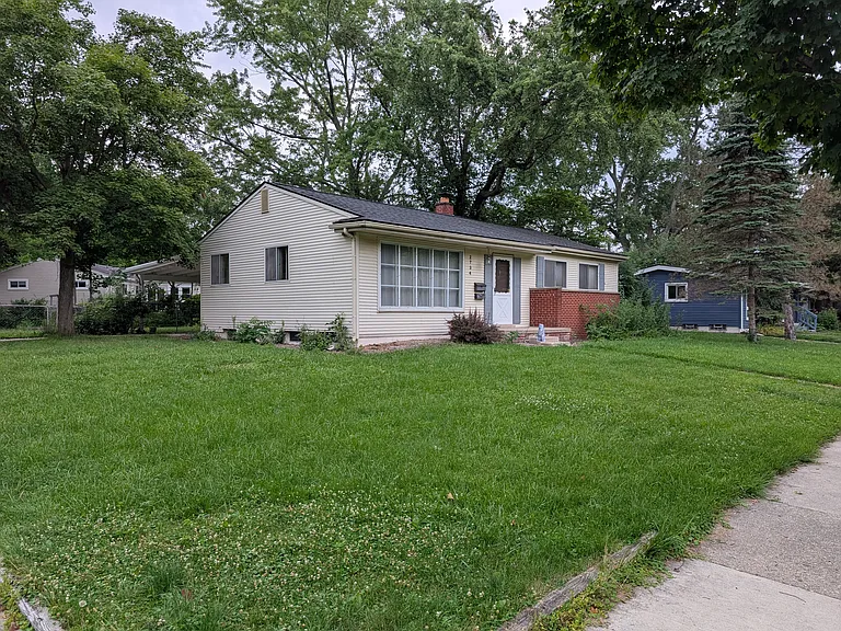 2734 Hampshire Rd — Photo 36