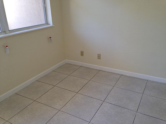 2nd image of 2227 Monroe St APT 2