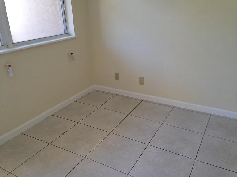 2227 Monroe St #2 — Photo 2