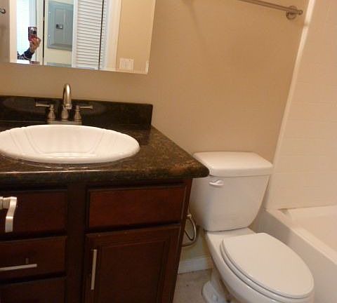 5th image of 5404 Balboa Arms Dr Unit 373