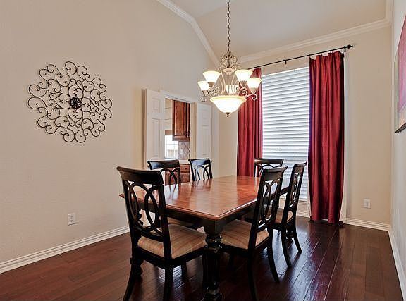 4th image of 6867 Lee Meadow Dr