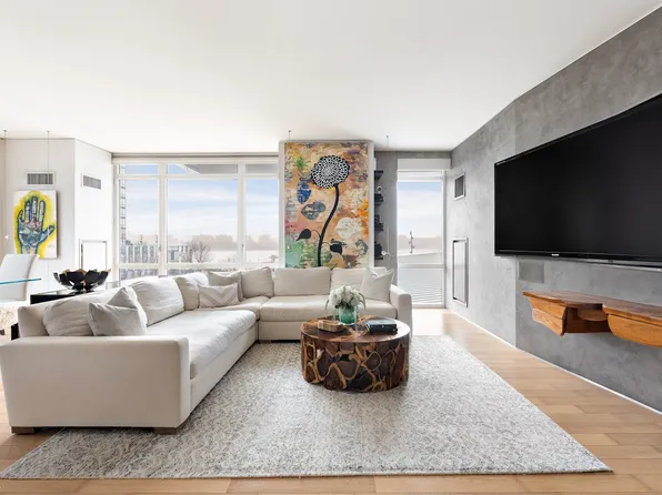 22 North 6th Street image 4 of 17