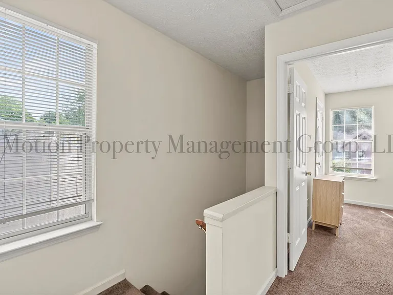 6426 Charter Way — Photo 9