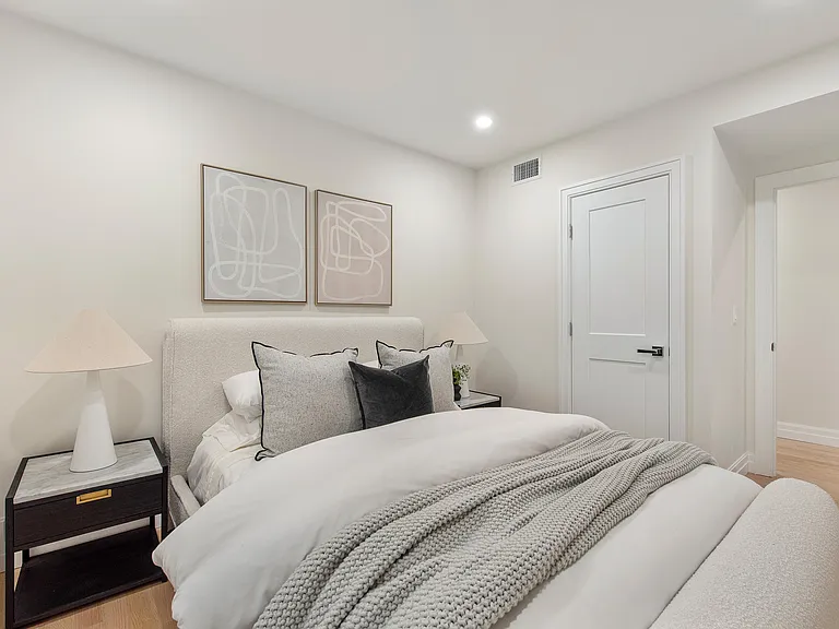 72 Hyde Park Ave #4 — Photo 8