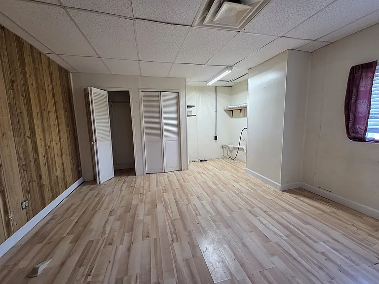 131 N Jefferson St — Photo 7
