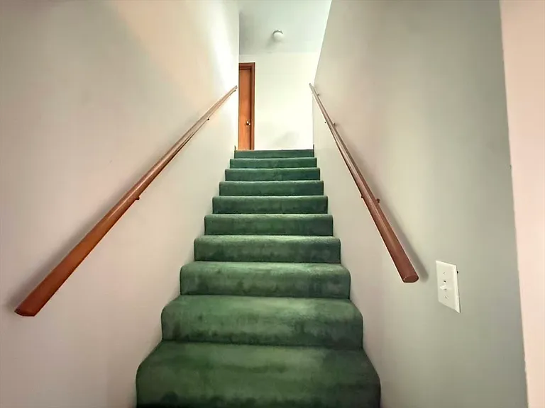 27-29 Normandy Ave #2 — Photo 16
