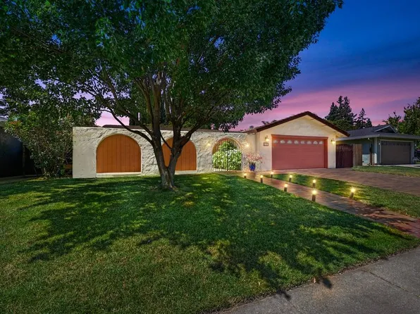 6762 Park Riviera Way, Sacramento, CA 95831