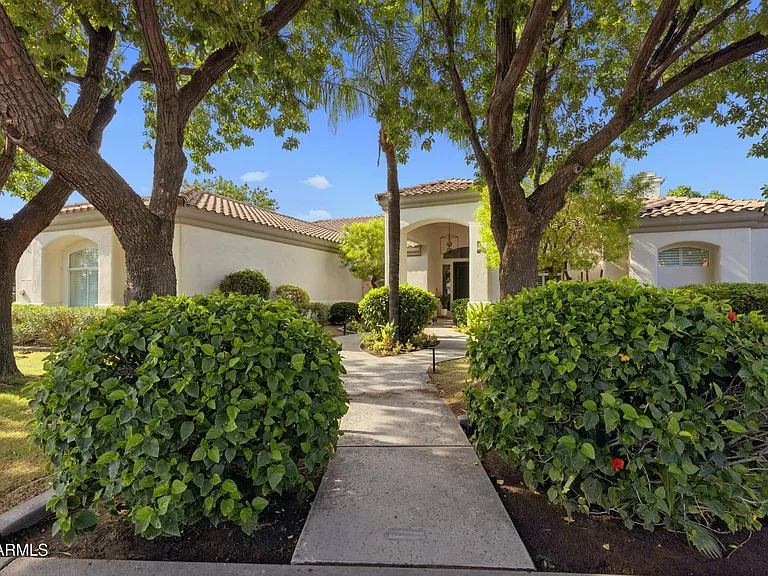 1465 W Island Cir — Photo 117