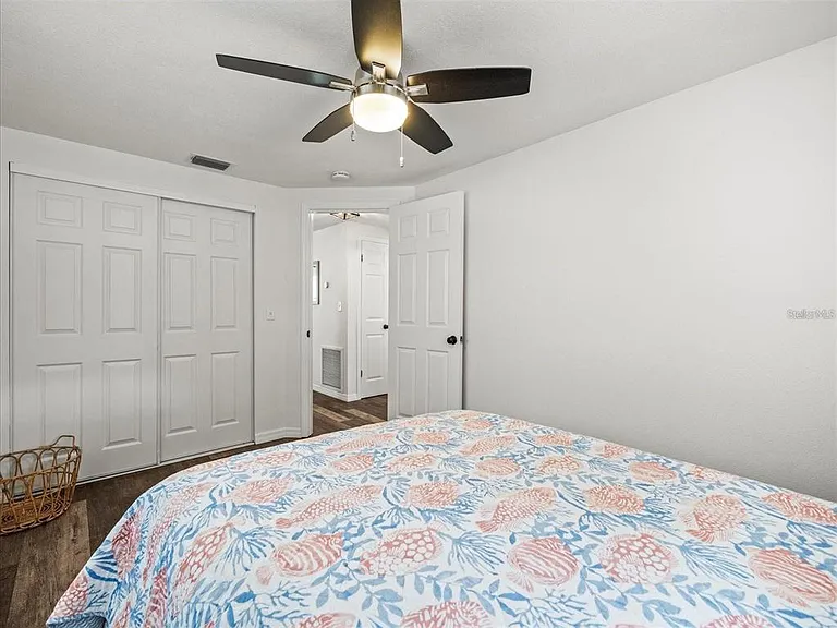 3138 W Varn Ave — Photo 9