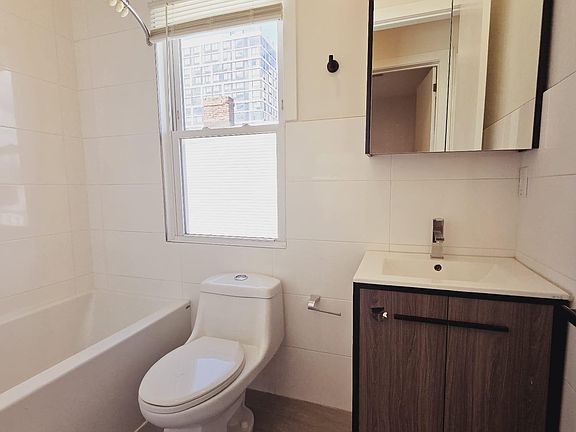 5th image of 512 Mercer St #103