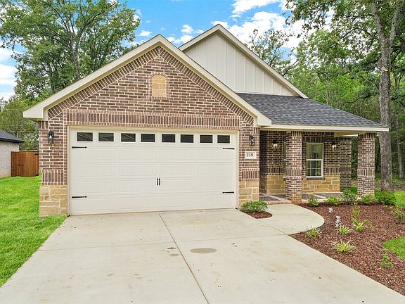2nd image of 119 Parkside Dr