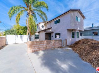 17425 Los Alimos St, Granada Hills, CA 91344