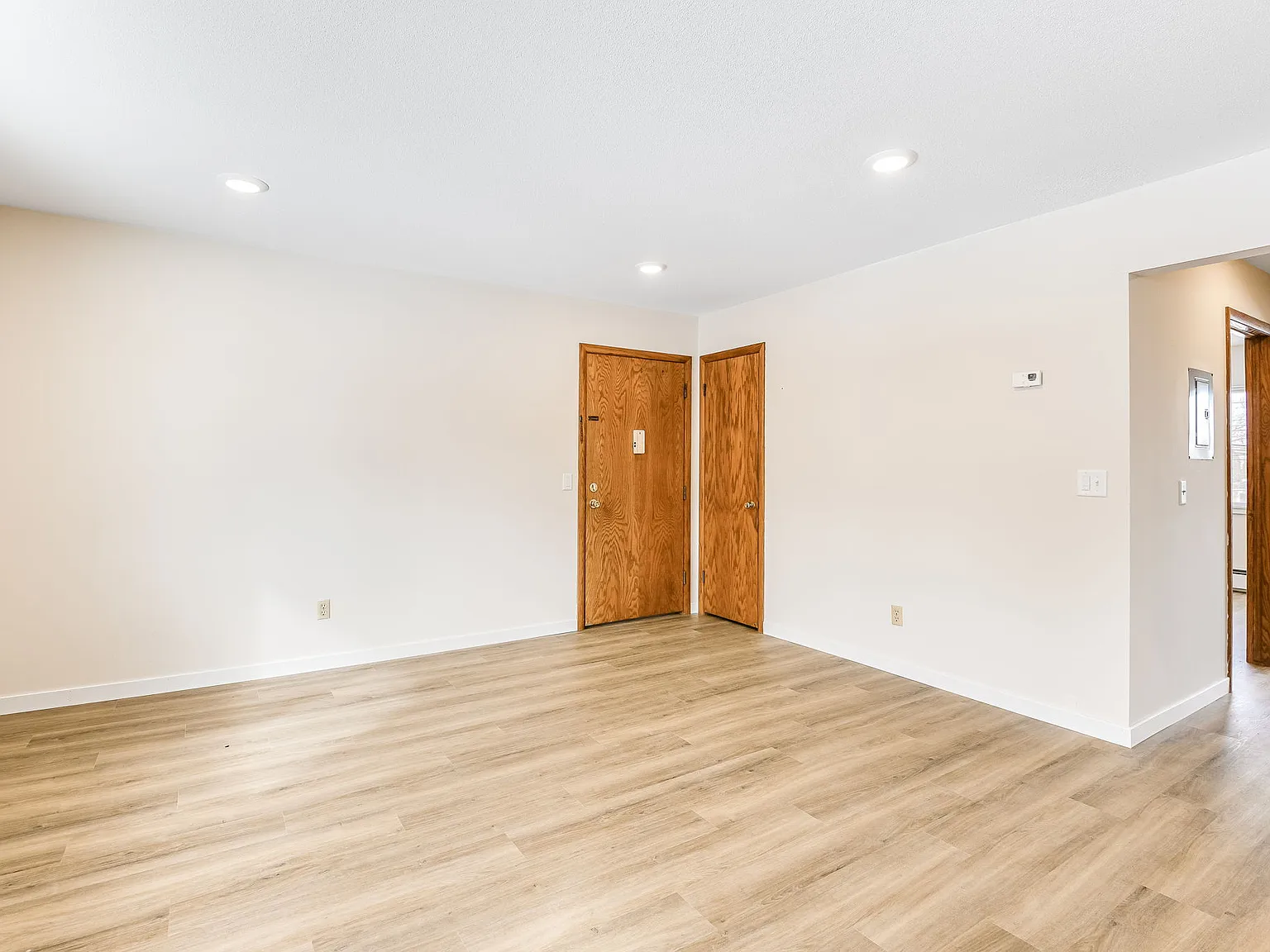 1 bed, 450 sqft, $1,190 — Photo 3