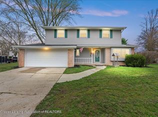 3616 Glasgow Dr, Lansing, MI 48911