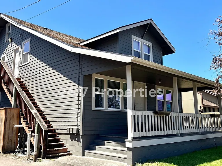 506 E Main St #2 — Photo 1