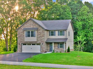 583 Ridgecrest Rd, Jonesborough, TN 37659