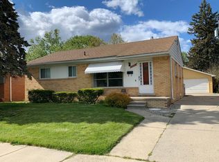 1426 W Thirteen Mile Rd, Royal Oak, MI 48073