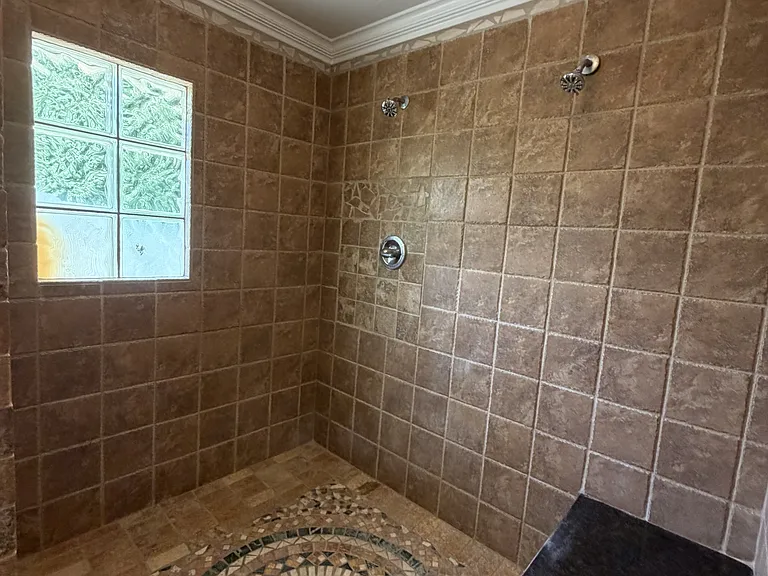 5315 Belrose St — Photo 17