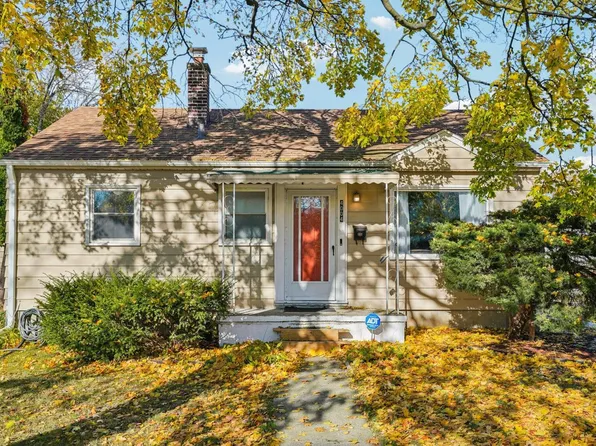 4004 West Congress STREET, Milwaukee, WI 53209