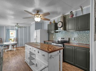 141 Persimmon Rd, Onalaska, TX 77360