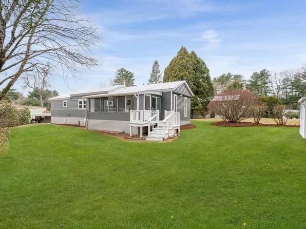3 Natureway Cir, Halifax, MA 02338