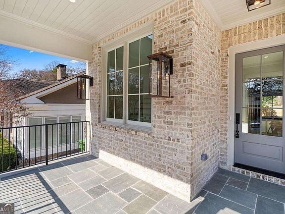 2nd image of 1140 Rosedale Dr NE