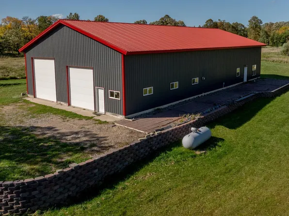 2438 64th St NW, Walker, MN 56484