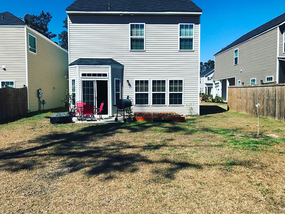 2nd image of 123 Dream St