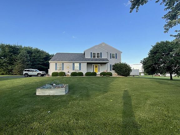 5th image of 2881 Straley Rd