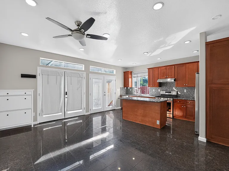 1431 Prelude Dr — Photo 5