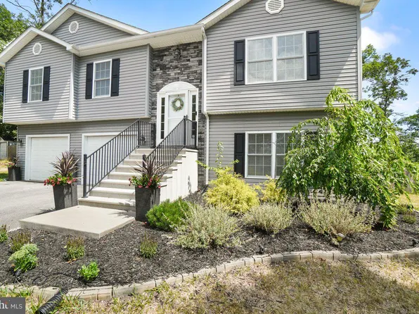 48 Jared Ct, Hedgesville, WV 25427