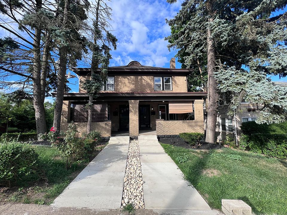 701-703 Duplex (703 right side)